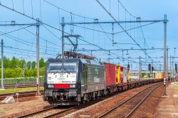 Voorbeeld van deze locomotief E 189 211