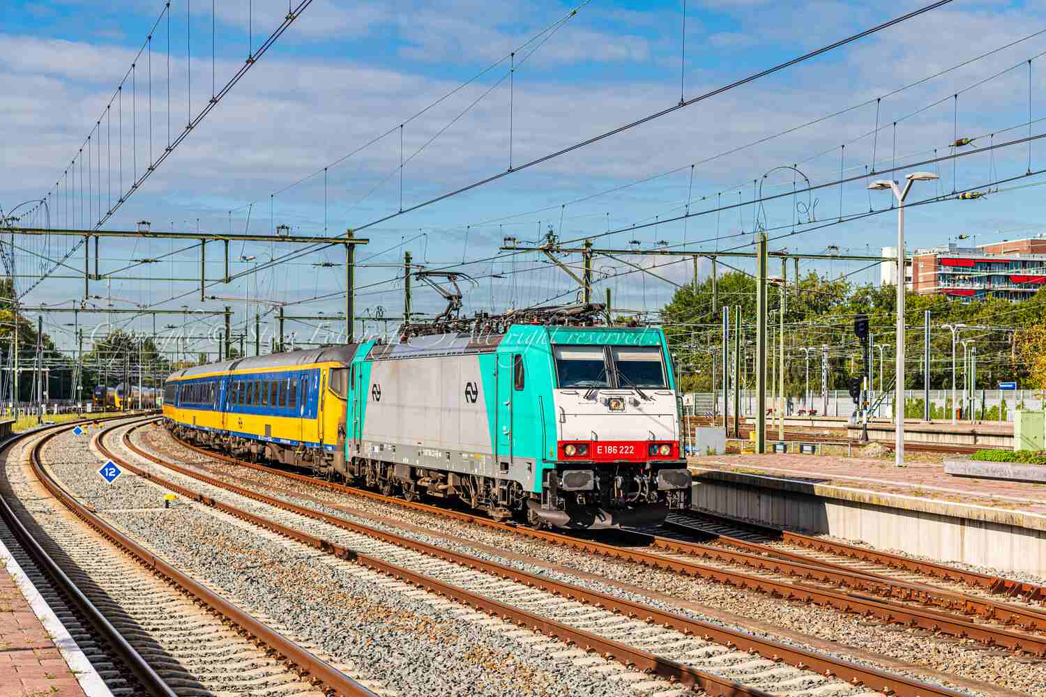 NS TRAXX International E 186 222