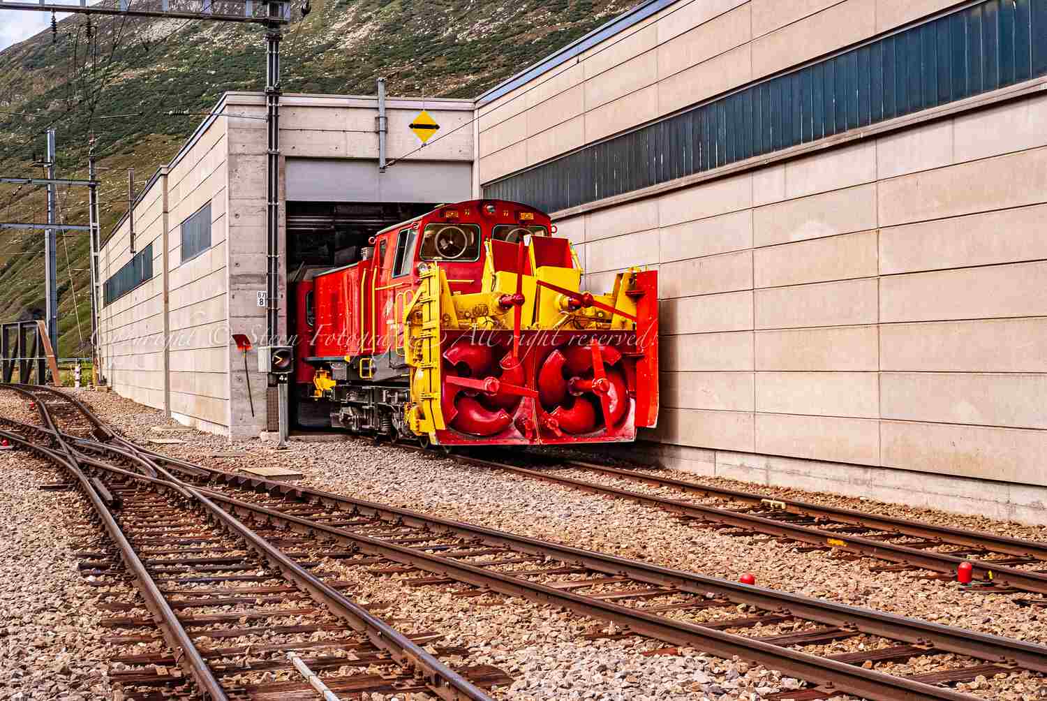 Openingsfoto MGB X en onderhoudmateriaal