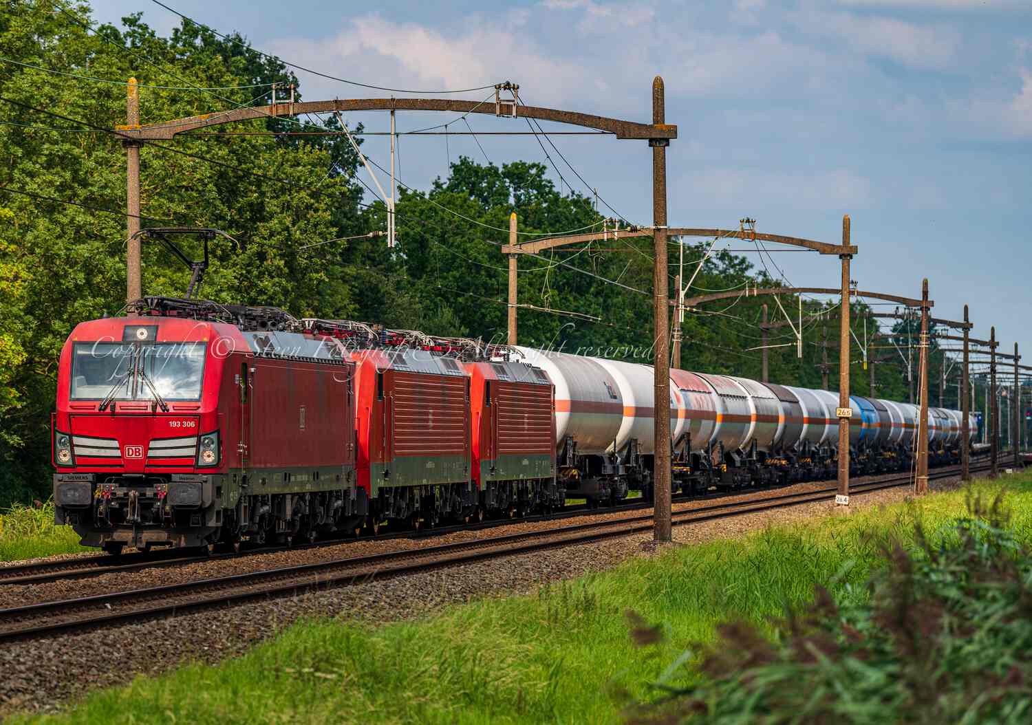 DB 193 306, 189 085-4 en 083-9