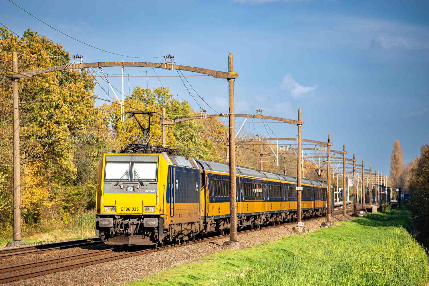 Akiem / NS, E 186 035