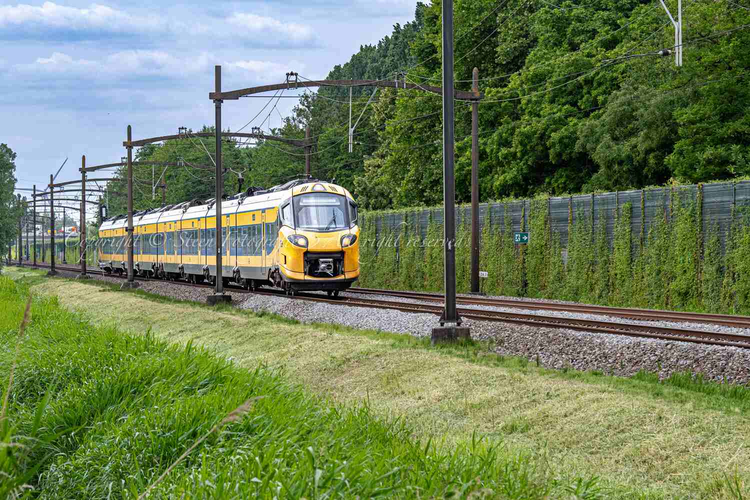 Dordrecht, NS treinstel ICNG, 3226