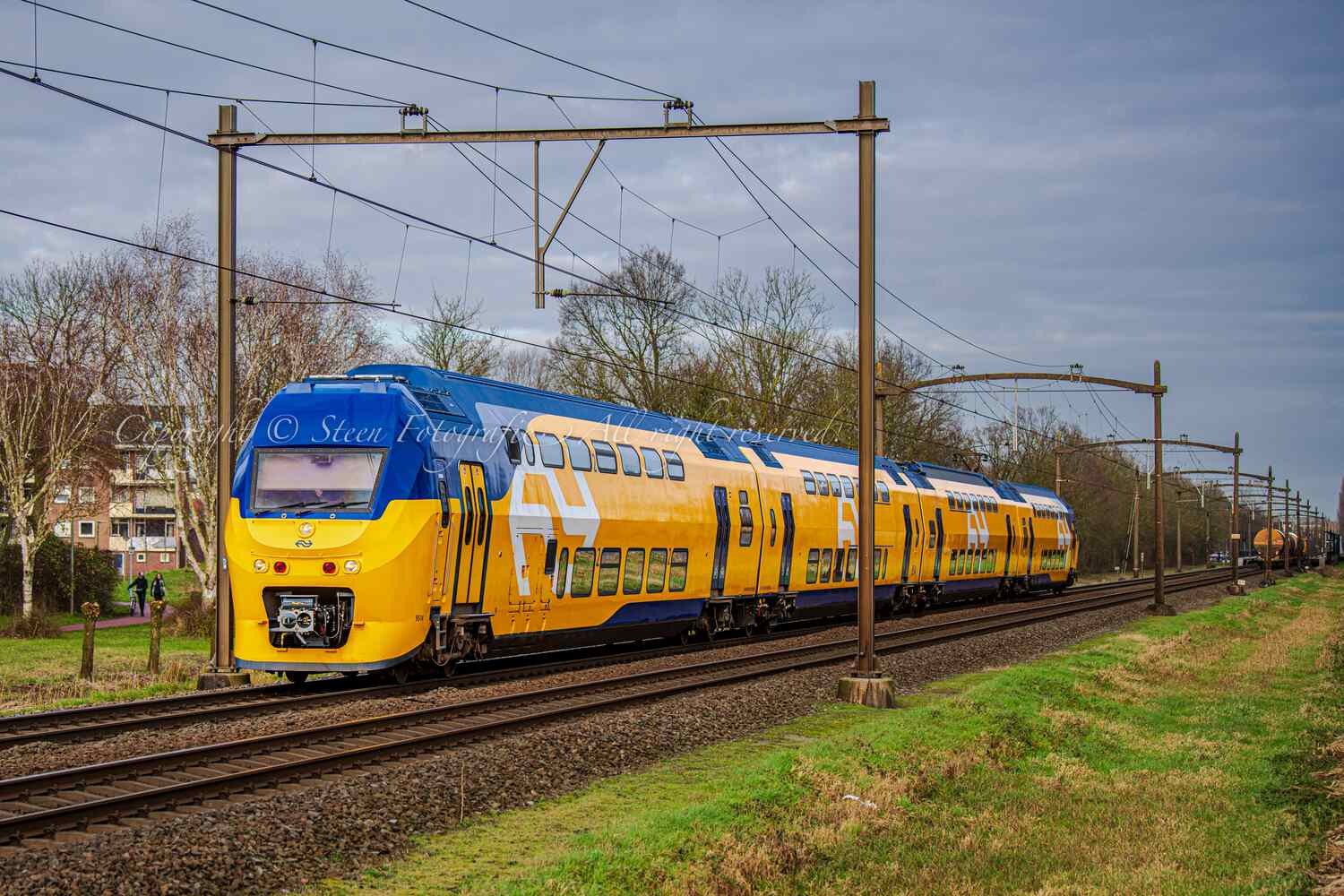 Dordrecht, NS treinstel VIRMm, 8713