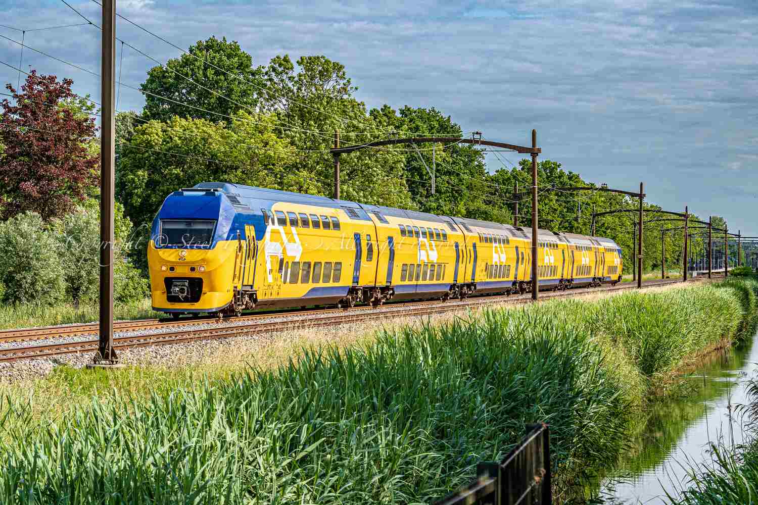 NS treinstel VIRMm, 8721