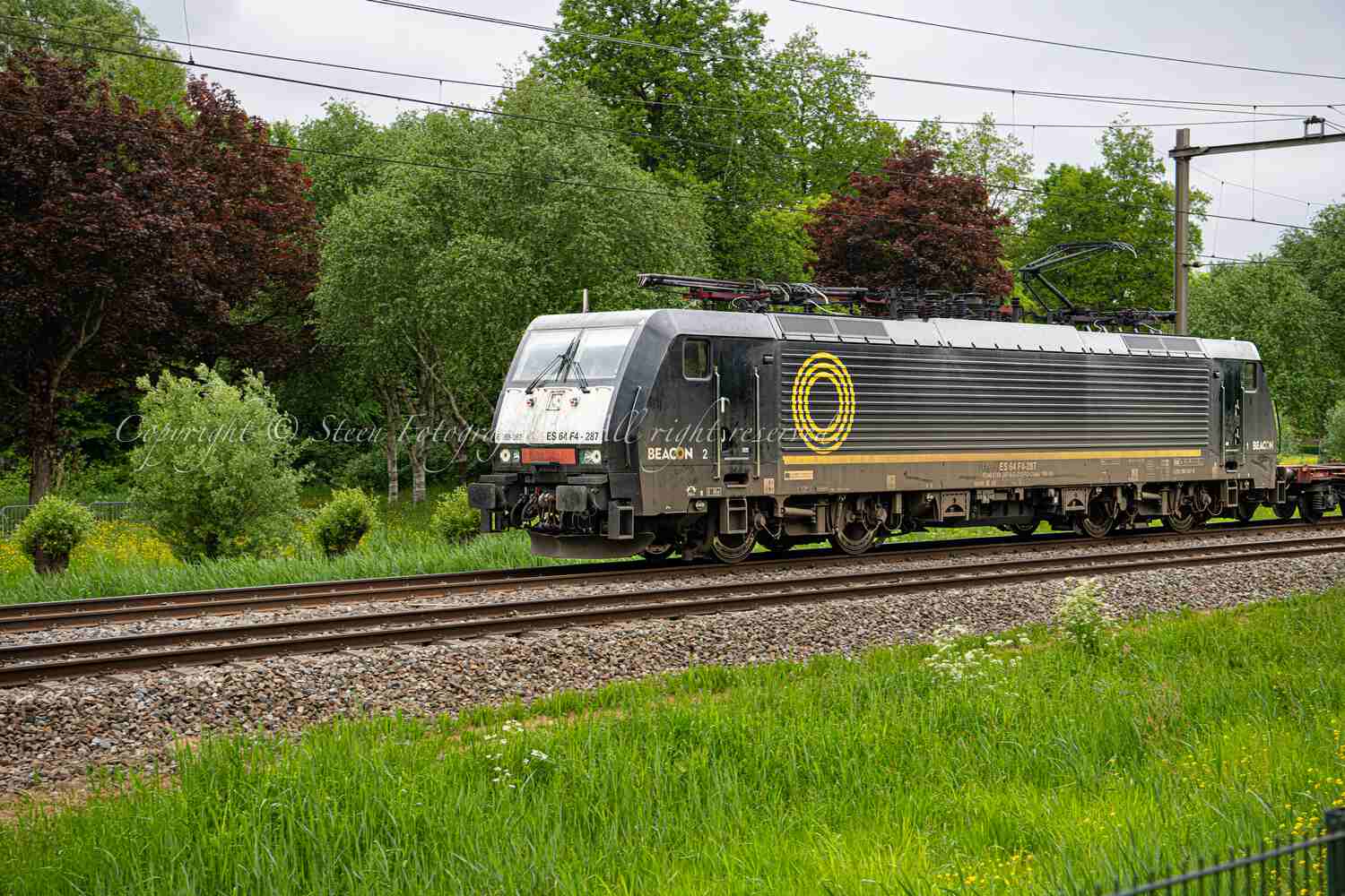 Beacon 189 287-6, locomotief Dordrecht