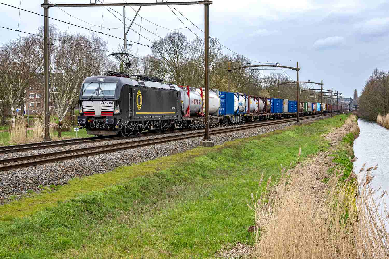 Beacon / LTE, X4 E 797