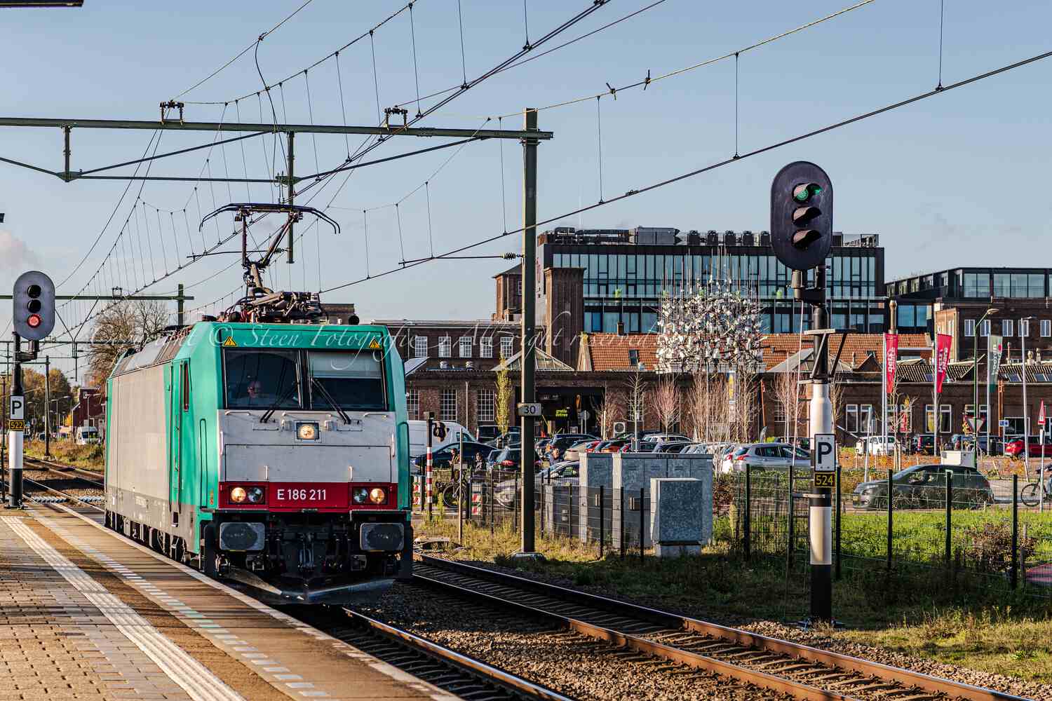 Crossrail 186 E 186 211