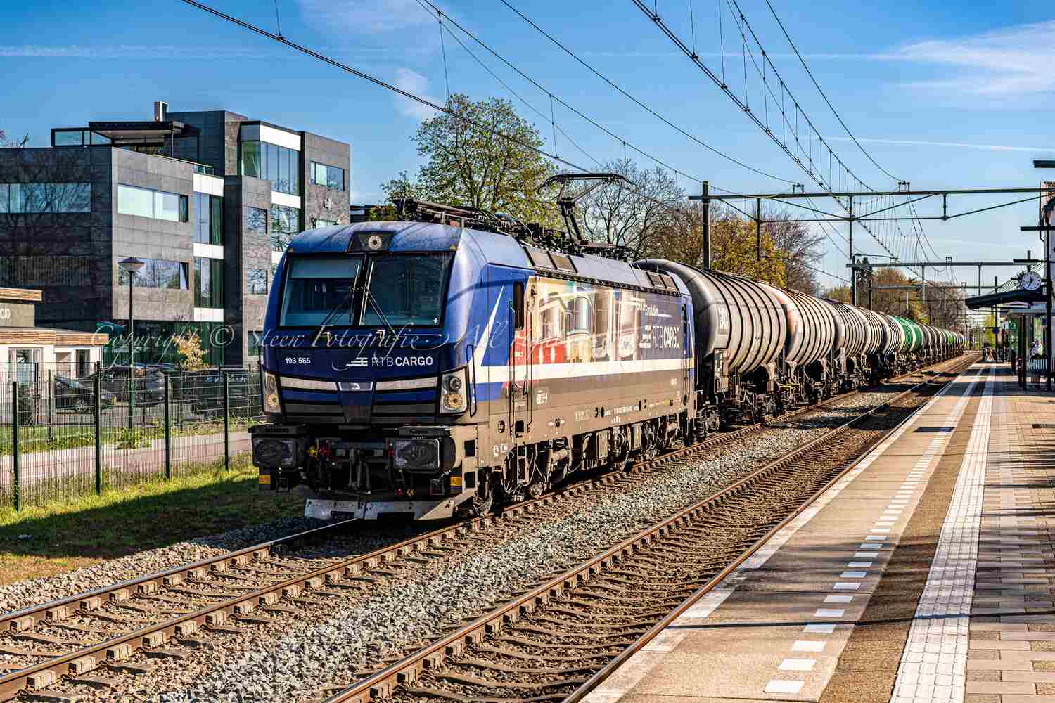 ELL / RTB Cargo 193 565